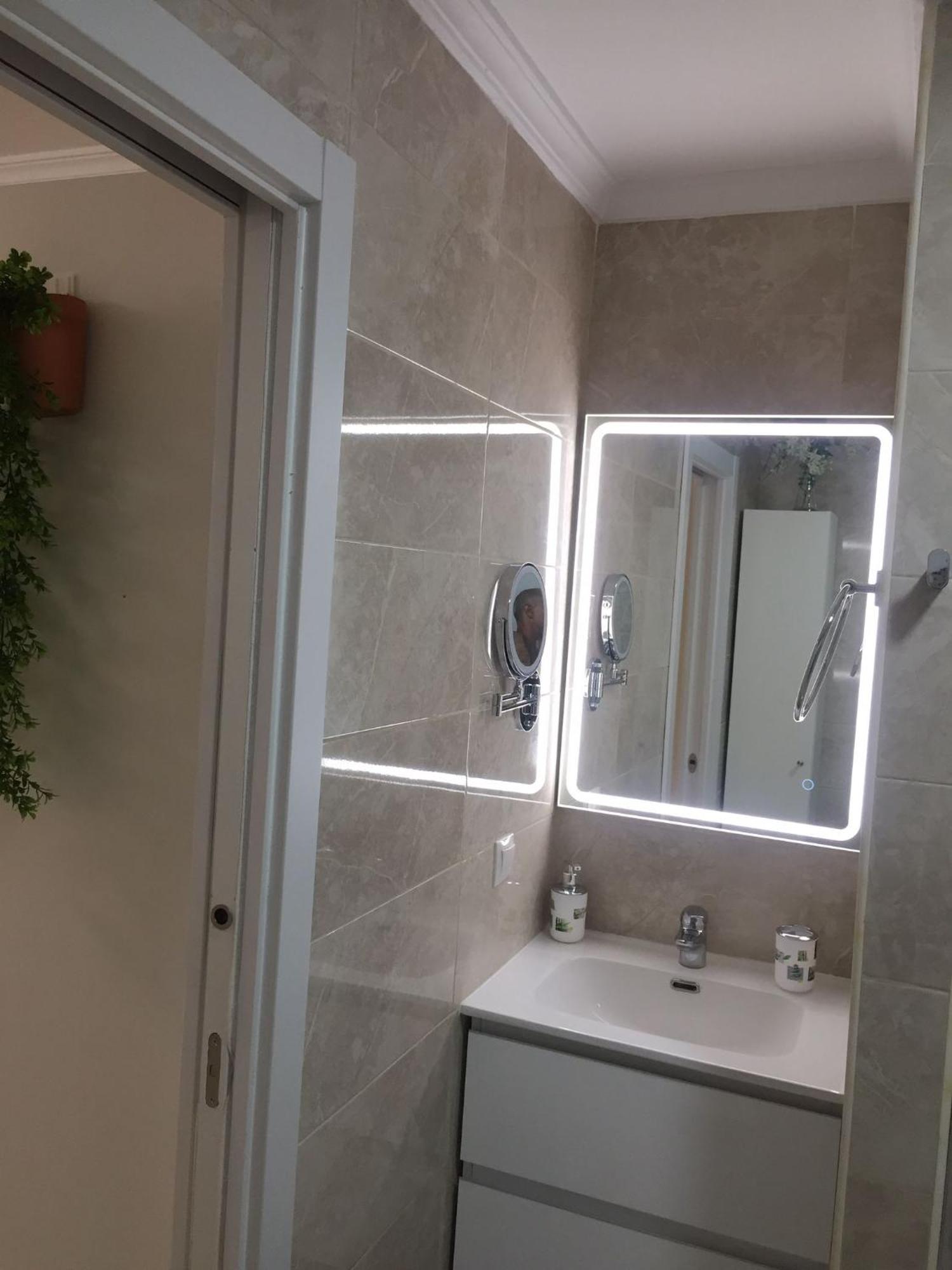 Studio In The Centre Near The Beach Apartment Torremolinos Luaran gambar